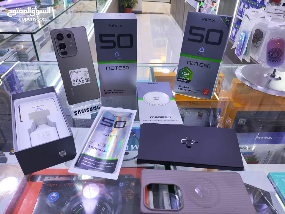 مستعمل يومين NOTE 50 جيجا 256 رام 16 معها كامل اغراضها الاصلية تيتانيوم لون متوفر توصيل
