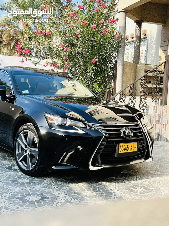 لكزس GS350 بنظافة مميزة 2016 صبغ الوكالة