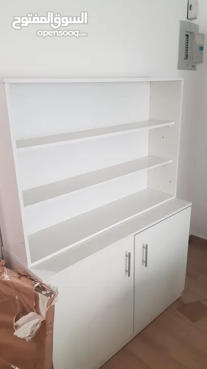 عفش محل للبيع مع متفرقات