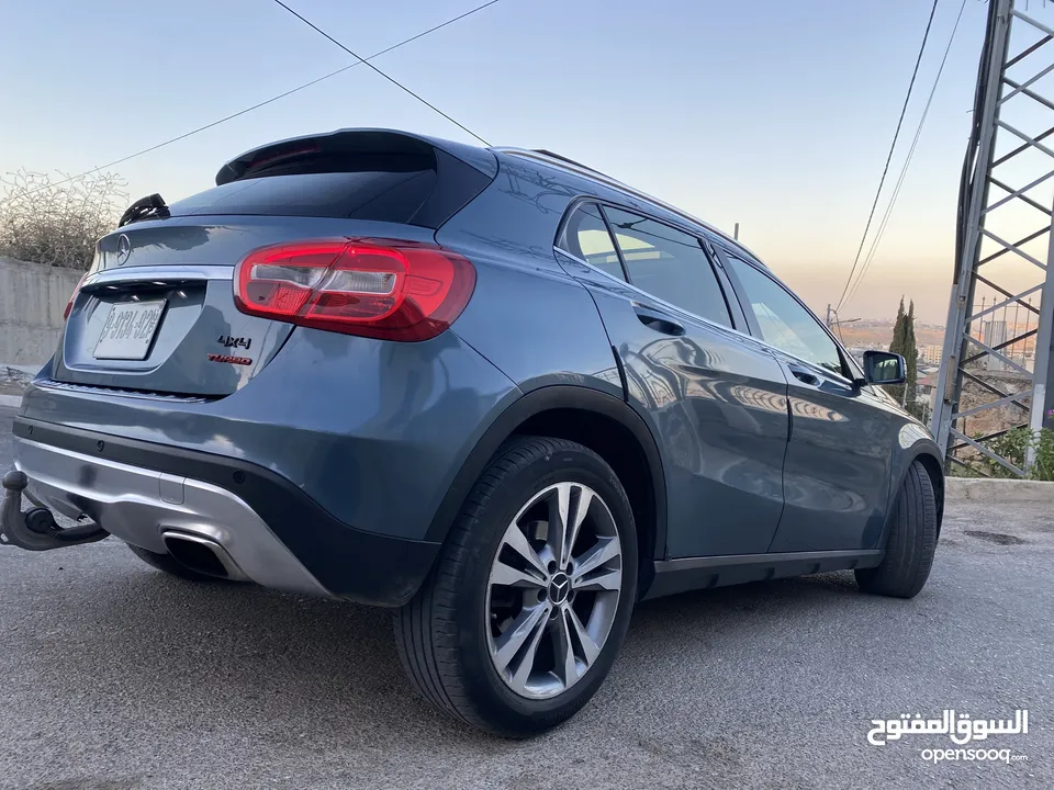 Mersedes-Benz Gla 250 4*4