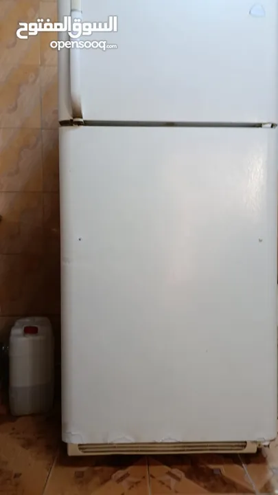 ثلاجة للبيع موجود في مادبا