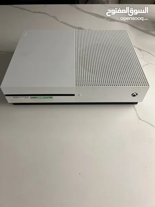 اكس بوكس ون اس (xbox one s) نظيف