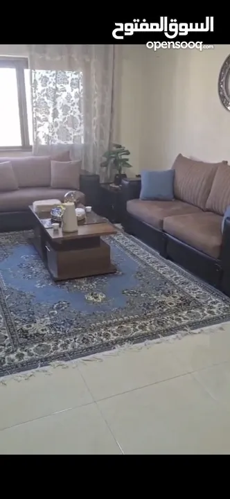 طقم كنب للبيع بسعر ممتاز