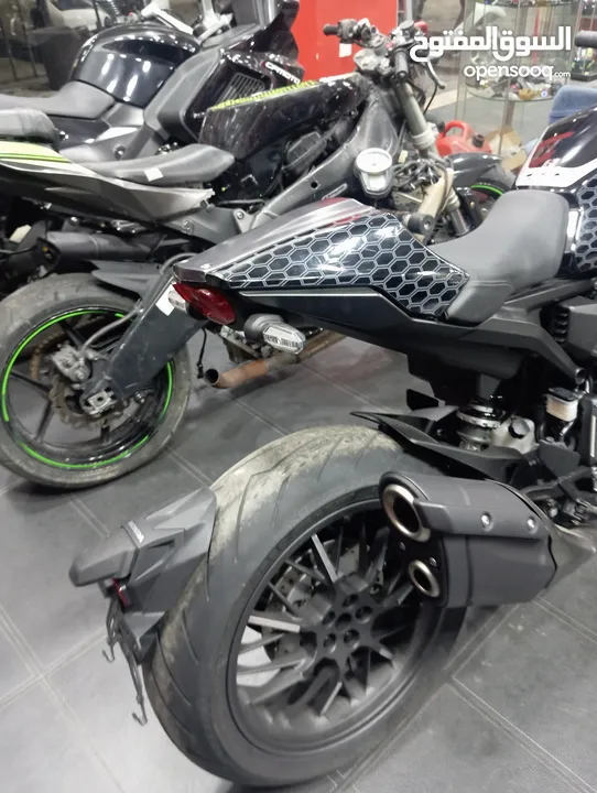 هوندا CB1000R موديل 2023