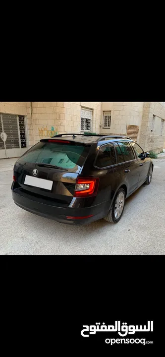 Skoda Octavia فللللللللللل مع بانوراما  ب الورقه بسعرررررررر حرق حرق حرق