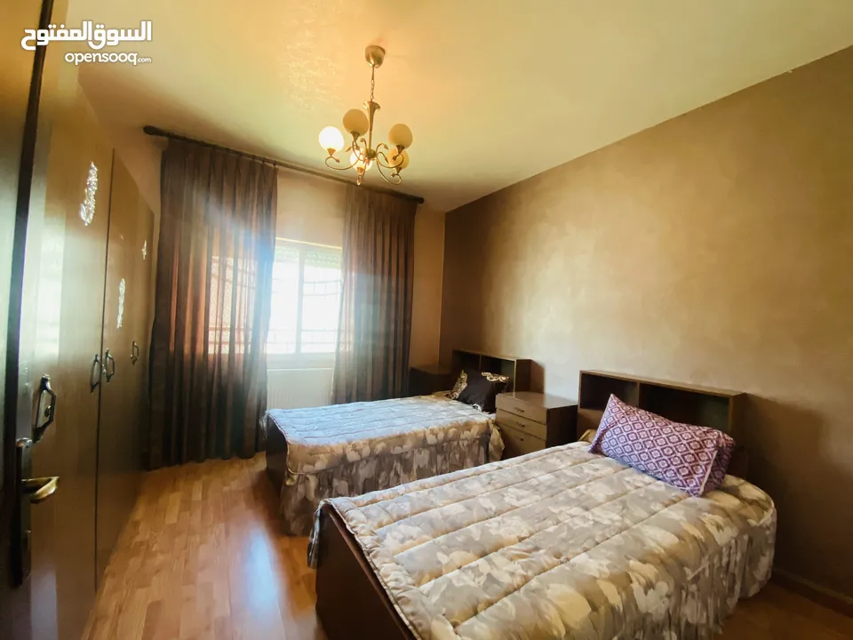 شقة فاخرة مفروشة في ضاحية الرشيد حي الخرابشة للإيجار.