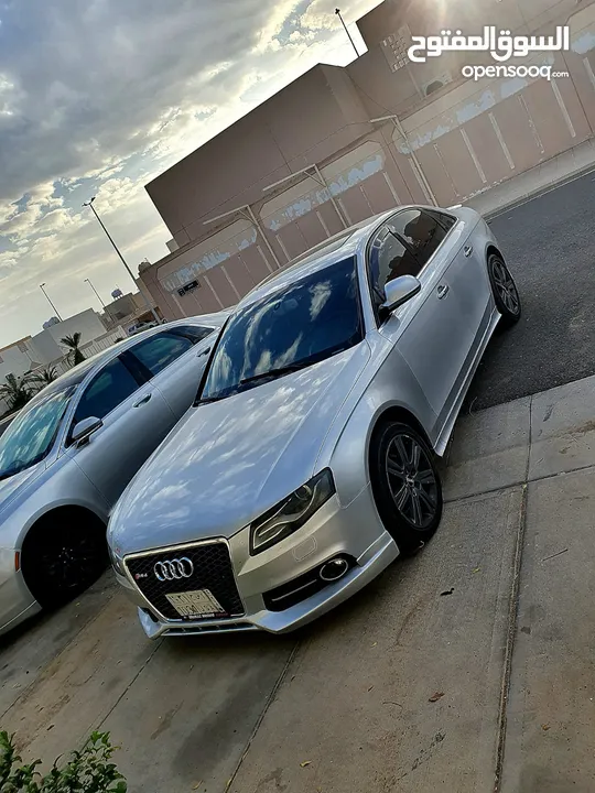 Audi a4 اودي اي 4 نظيف للبيع