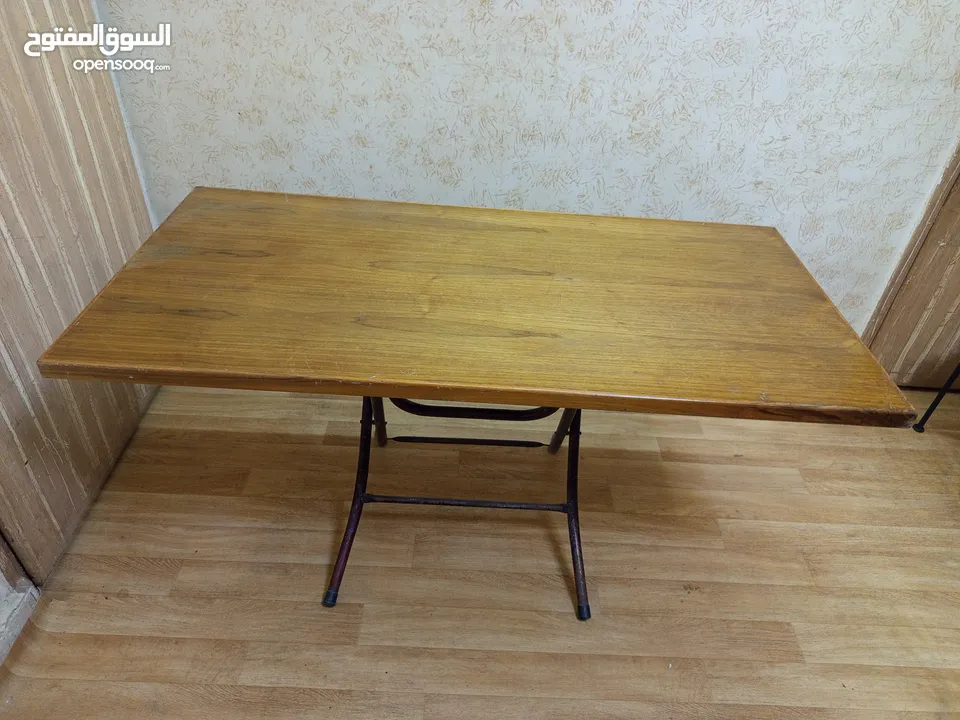 طاولات مطبخ وكراسي من lkEA حديداو  للجلسات الخارجيه