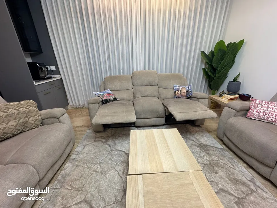 طقم كنب 7 مقاعد ركلاينر أمريكي