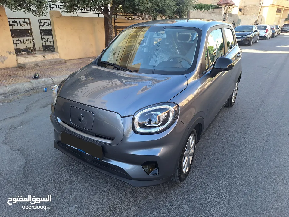 ليب موتور للبيع بسعر مغري لسه السياره بحاله الوكاله الجيلاتين بعده على الكرسي
