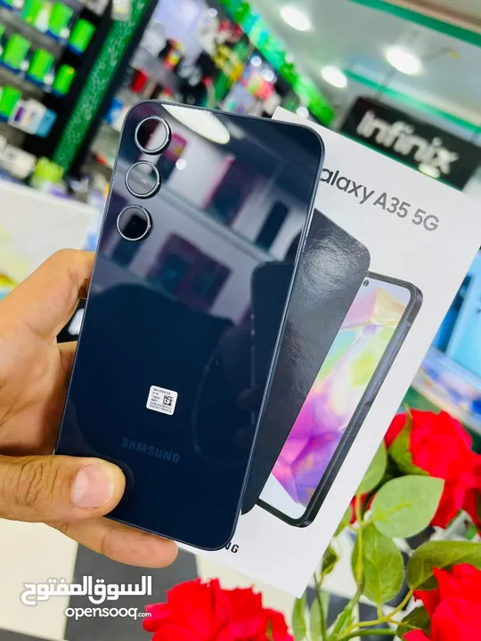 مستعمل اخو الجديد Samsung A35 5G رام 16 جيجا 256 أغراضة والكرتونه الأصلية متوفر توصيل أغراضة الأصلية