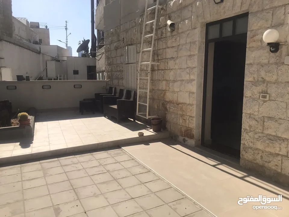 استوديو مفروش في جبل اللويبدة
