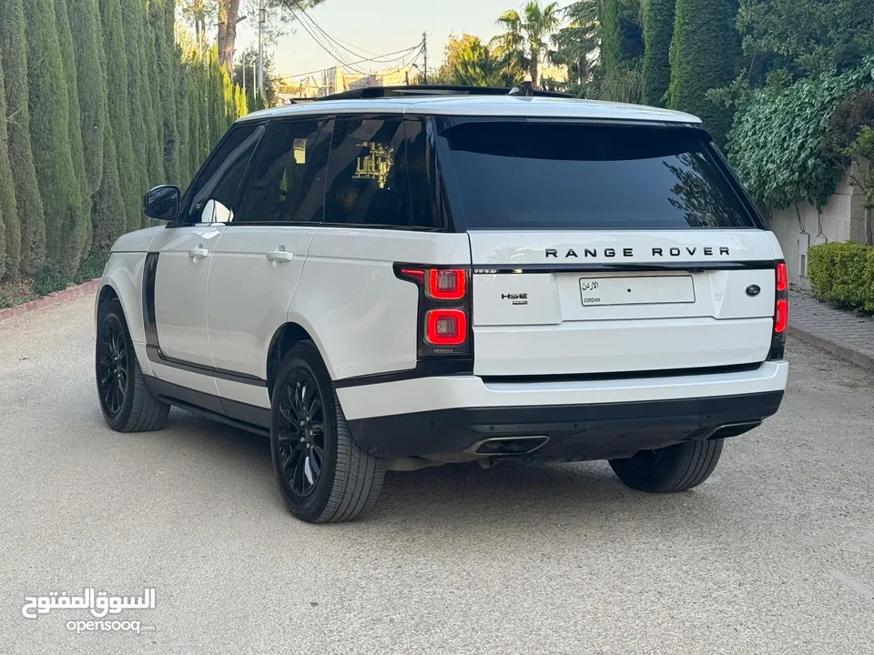 Land rover range rover vouge P400 HSE