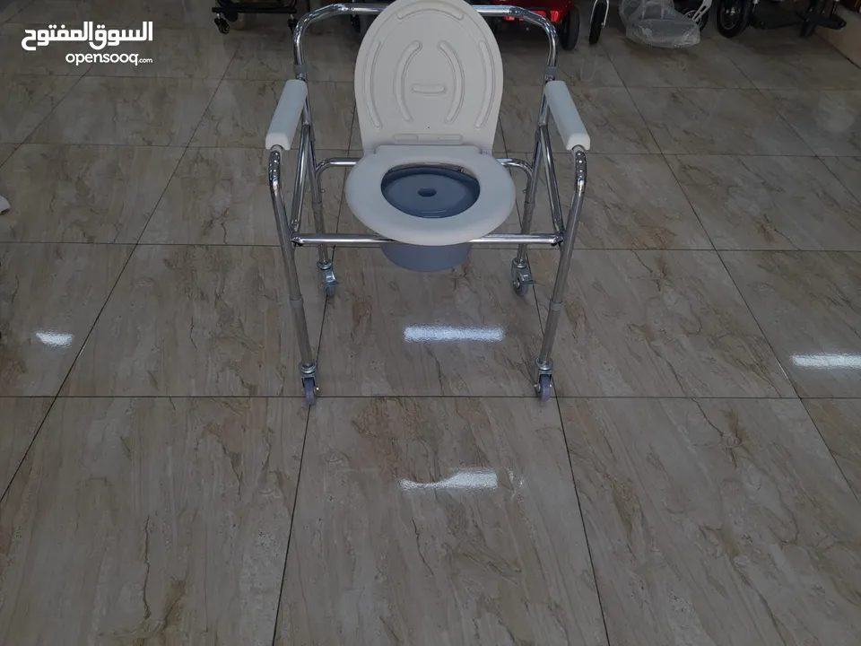 كرسي حمام طبي ثابت مقاس كبير مقاس 52 سم عرض