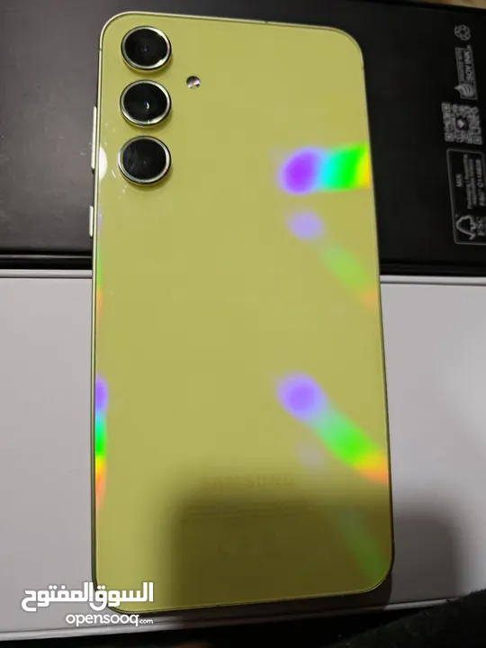 سامسونج A55 256GB RAM8 الغني عن التعريف الفئه المتوسطه العليا