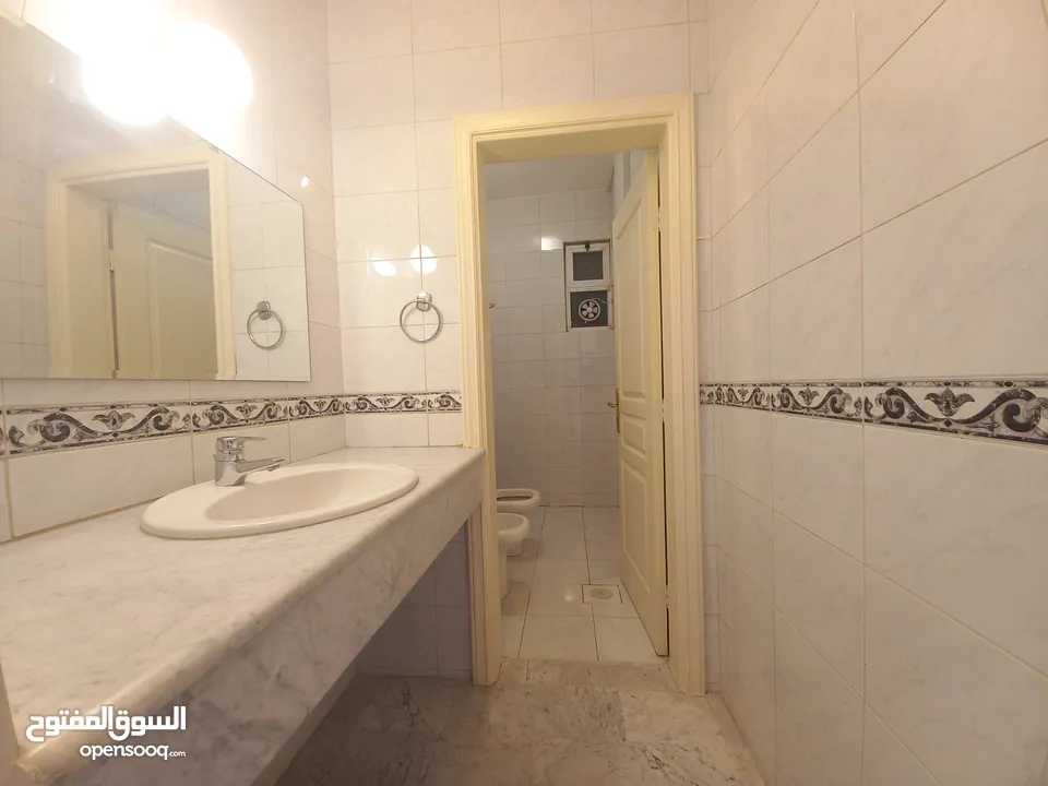 شقة غير مفروشة للإيجار في دير غبار  ( Property 34720 )-175072380