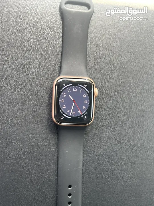 ساعه ابل SE 40MM بطارية 100% Apple watch SE