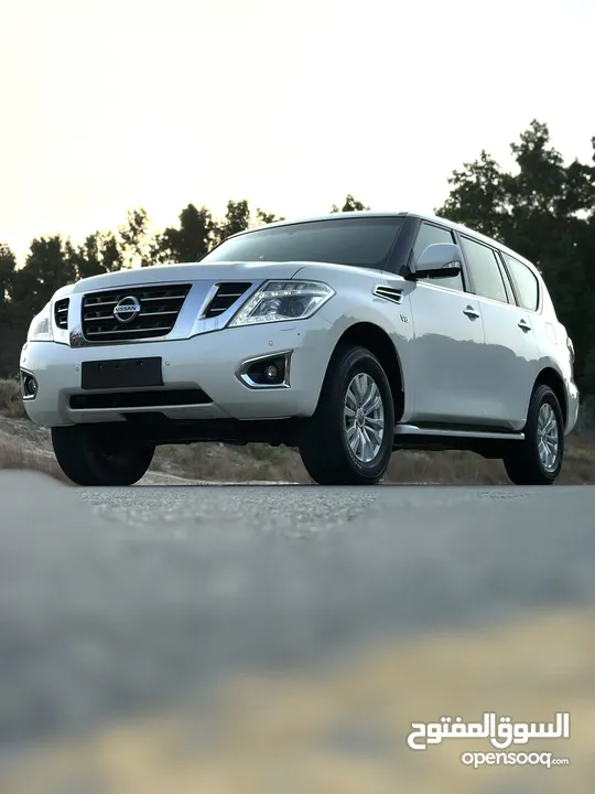 NISSAN PATROL—2014 —GCC—FREE ACCIDENT—ORIGINAL PAINT—LOW MILEG—EXCELLENT CONDITION