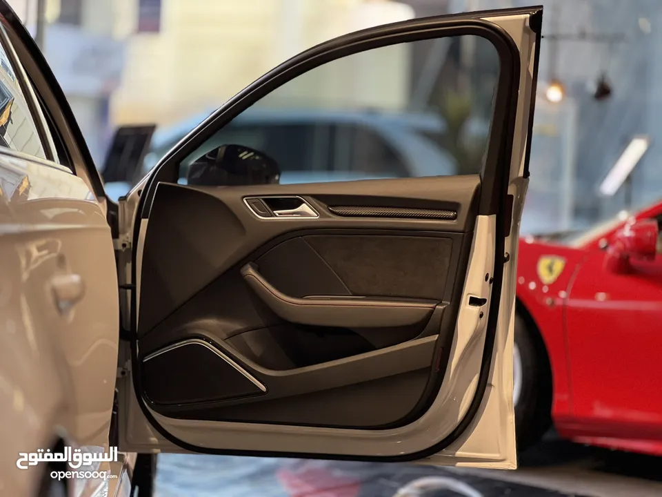 *Audi RS3 Sportback*