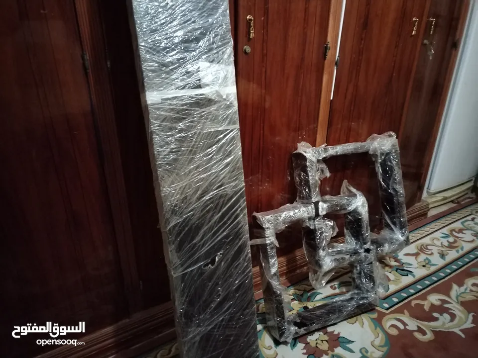 ارفف و مكتبات معلقه للحائط