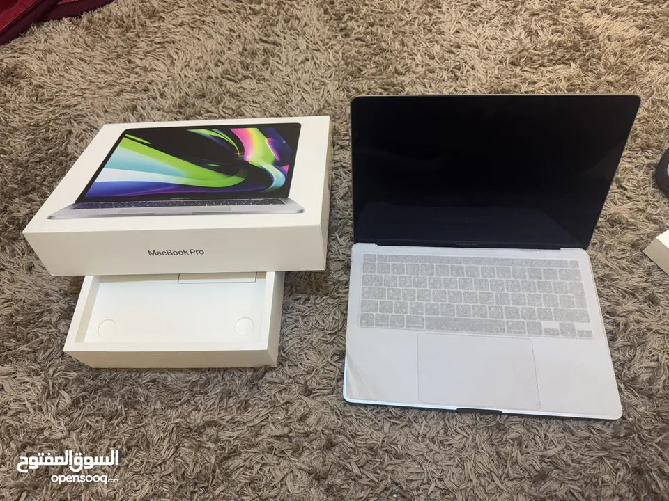 Macbook pro m2 بحال الجديد