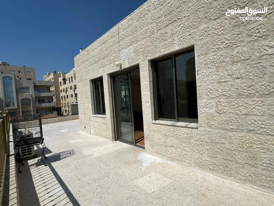 فيلا غير مفروشة للايجار في دير غبار ( Property 38288 ) سنوي فقط