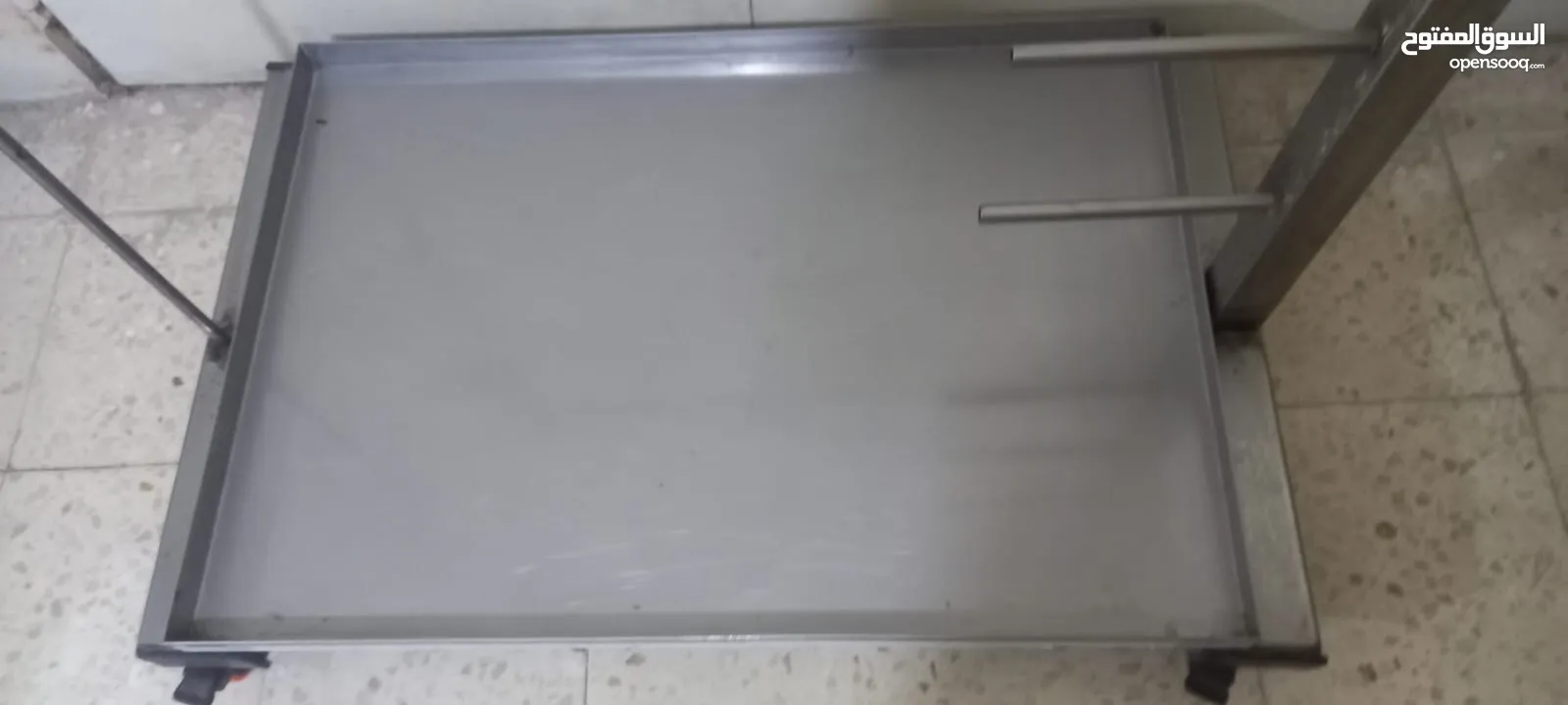 قفص وستاند  طيور