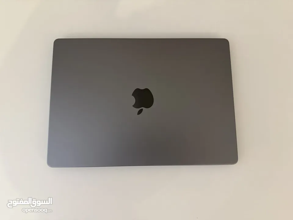 Price Negotiable / MacBook Pro 14 inch M2 Max 96gb Ram 2Tb Storage 2023 Space Grey / very strong