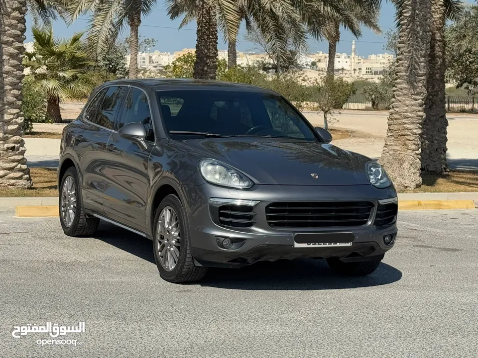 For Sale: 2016 Porsche Cayenne (Grey)