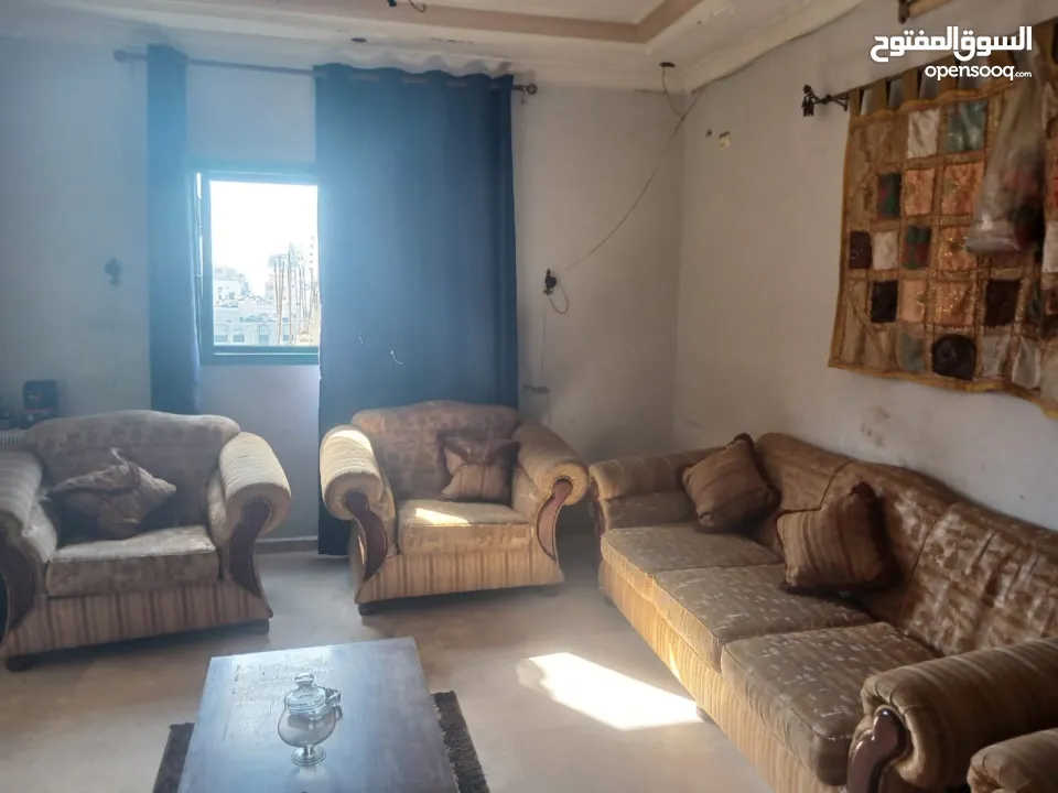 للبيع بالعفش شقة 185 متر جاهزة للسكن