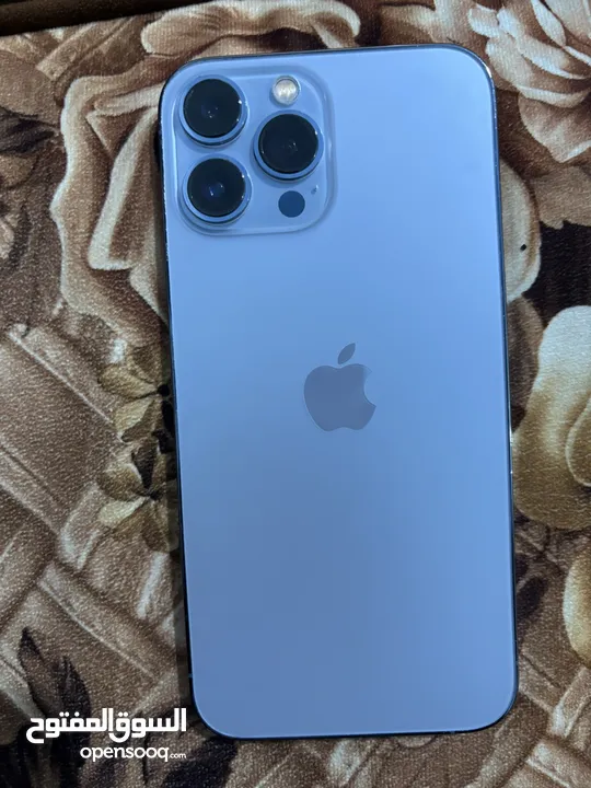 I phone 13 pro max blue 256 gb  بحالة الوكالة والسعر حرق حرق حرق