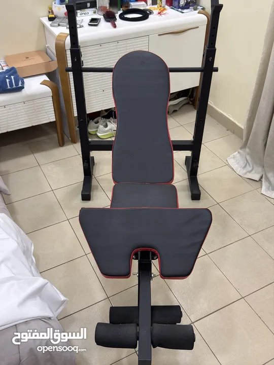 كرسي لرفع الاثقال شبه جديد