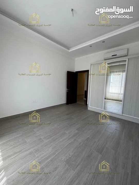 شقة طابقية - لم تسكن - ضاحية الأمير راشد - 4نوم ماستر - 450م - بإطلالــــه - قرب الخدمات العامة