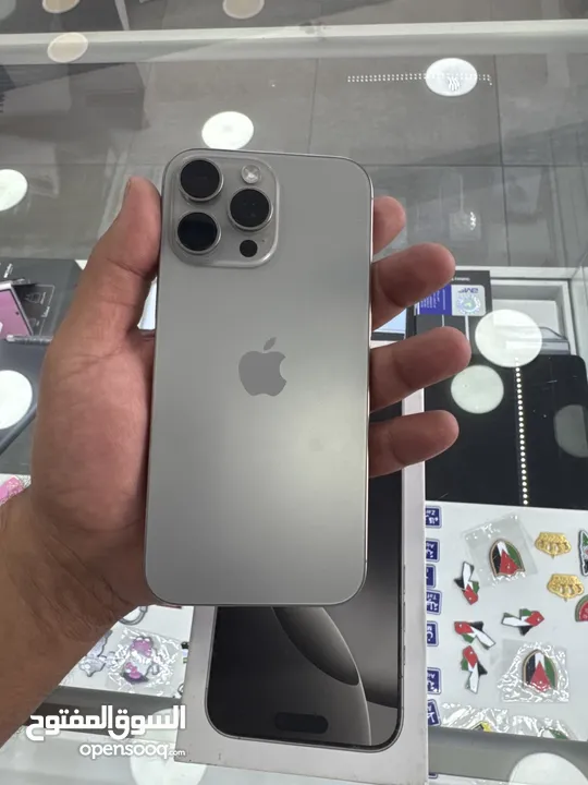 Apple iPhone 16 pro max   مستعمل بحاله الوكاله512 جيجا