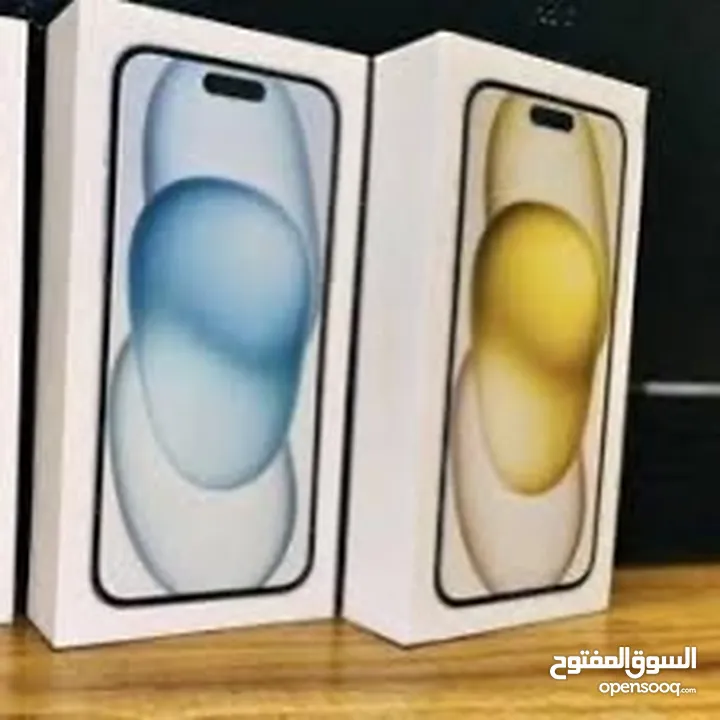 iPhone 15 (128GB/256GB) جديد  كفالة شرق اوسط لمدة عام من تاريخ الشراء الجهاز  يوجد بكج اصلي