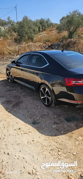 سياره سكودا سوبير