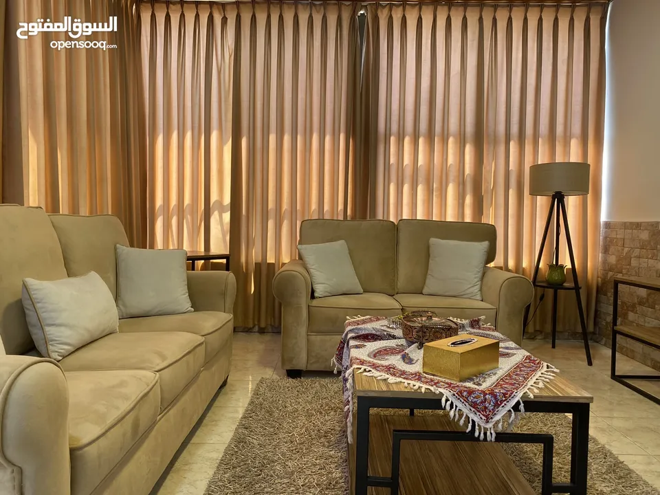 روف فخم مفروش كامل للإيجار - 100م-ضاحية الأمير راشد