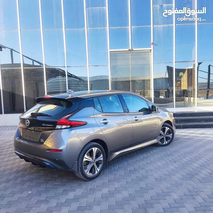 Nissan leaf SL plus 62 kw نيسان ليف بطارية كبيرة