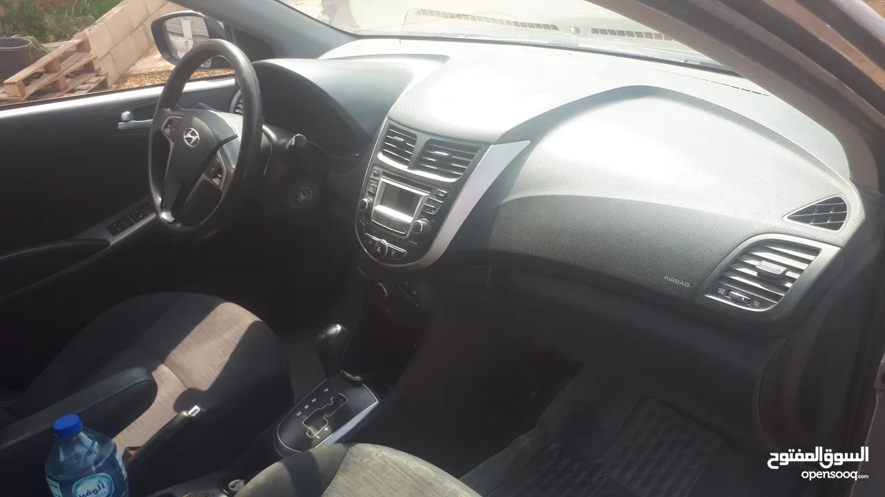 هونداي اكسنت للبيع