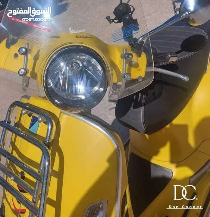 Vespa GTS Super 300 فيسبا جي تي اس سوبر 300  موديل ال2018 بحالة الوكالة