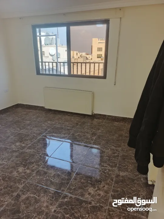 روف فارغ للإيجار