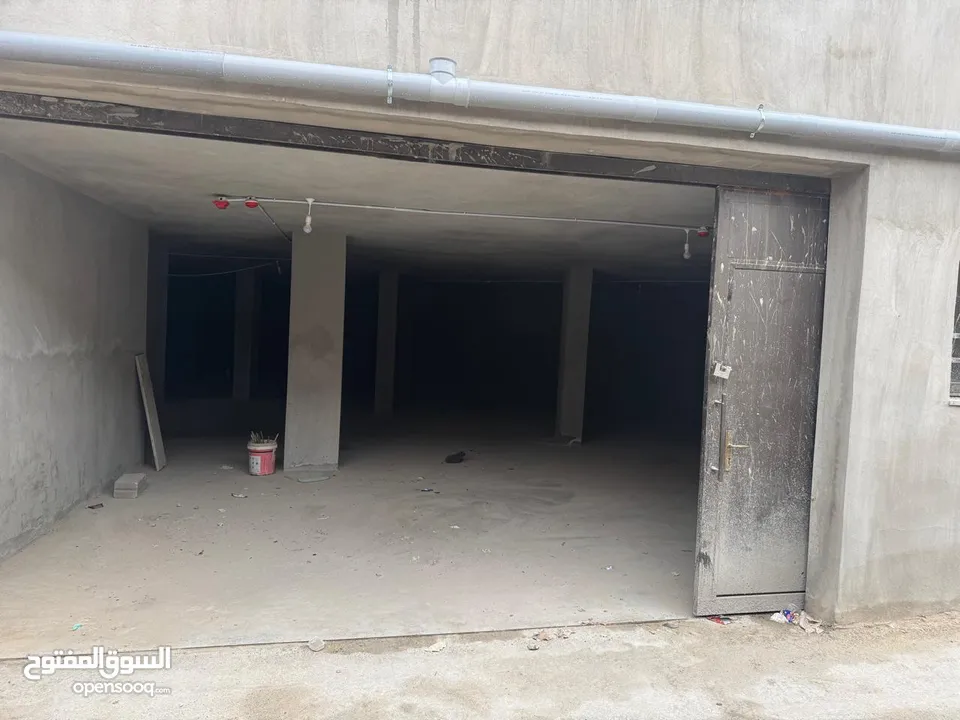 طابق ارضي (تسويه)للإيجار ومعارض ومحلات تجاريه للإيجار