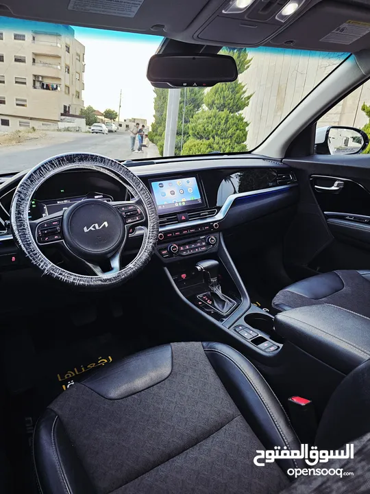 نيرو هايبرد 2022 Plug-in اعلى صنف مع فتحه فحص كامل كلين تايتل بسعر مغري جدا