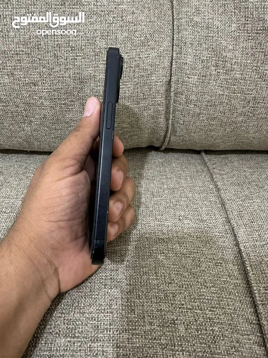 آيفون 15عادي  مشحون1
