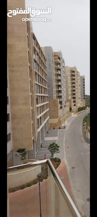 شقة مميزة للبيع في مدينة روابي