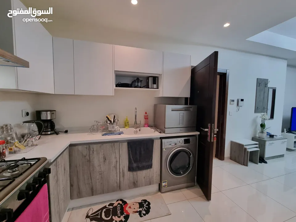 شقة مفروشة للايجار في الدوار الرابع ( Property 38898 )-175055370