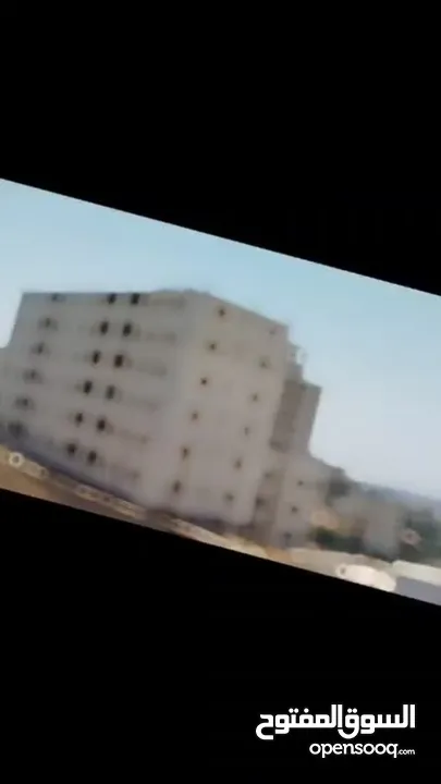 شقه لقطه للبيع جبلية مطله على الساحل