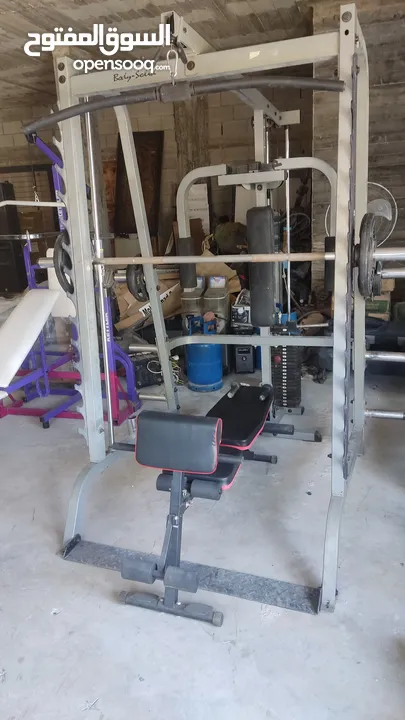 ماكنات رياضه لتخفيف الوزن وبناء الاجسام مستعمله نظيفه للبيع بسعر مغري عرابه