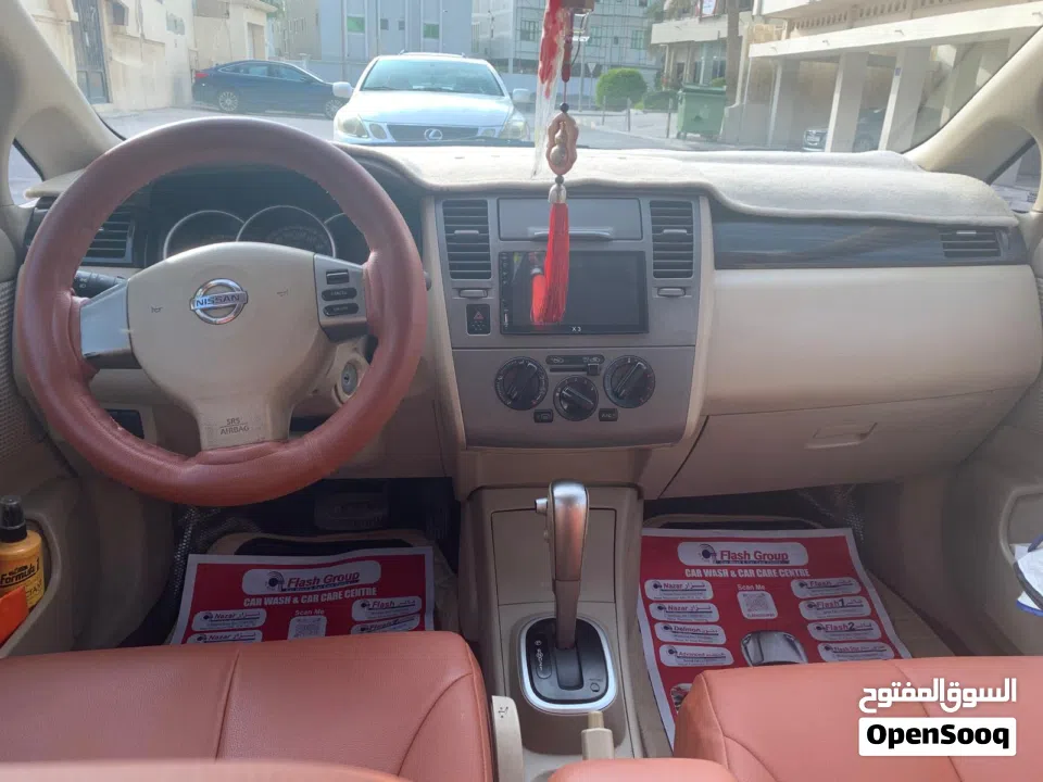 Nissan Tiida Mid option 1.8L 2011