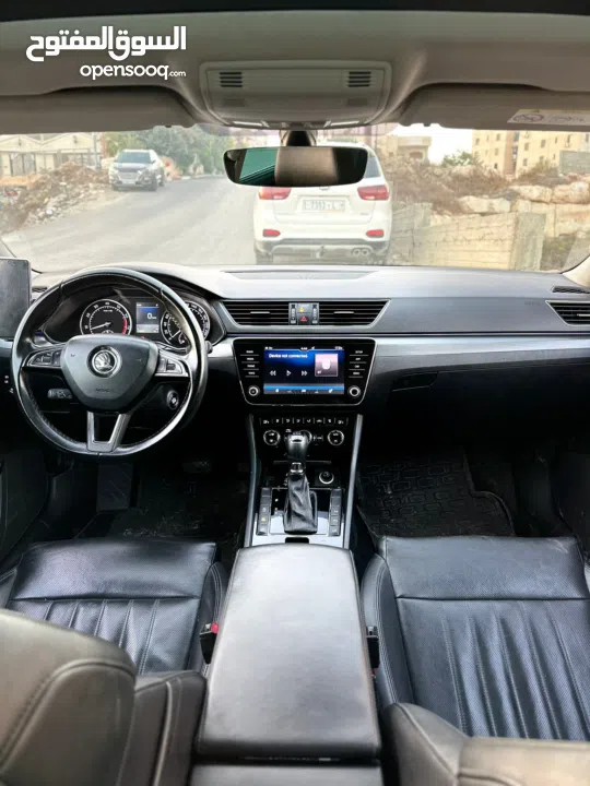 سكودا سوبيرب 4/4 280 حصان بانوراما اقتصادي جدا نضام الاستطفاف الذاتي 4 وضعيا قياده ممري كراسي صاروخ